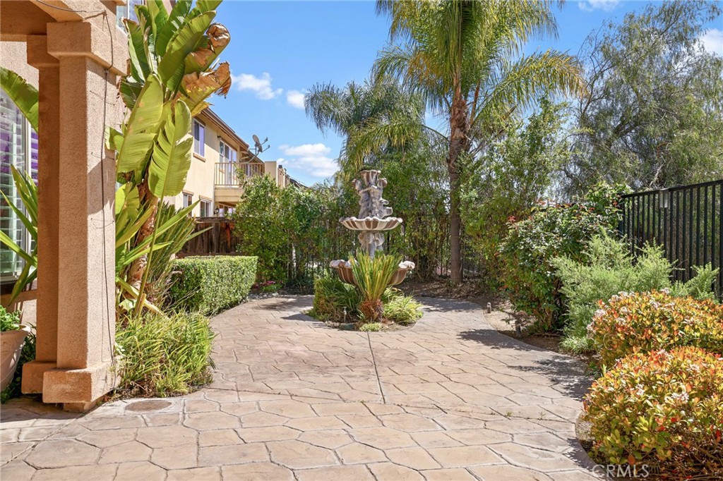 35107 Hogan Drive Beaumont, CA 92223 - Photo 45 of 47 a view of a garden with plants