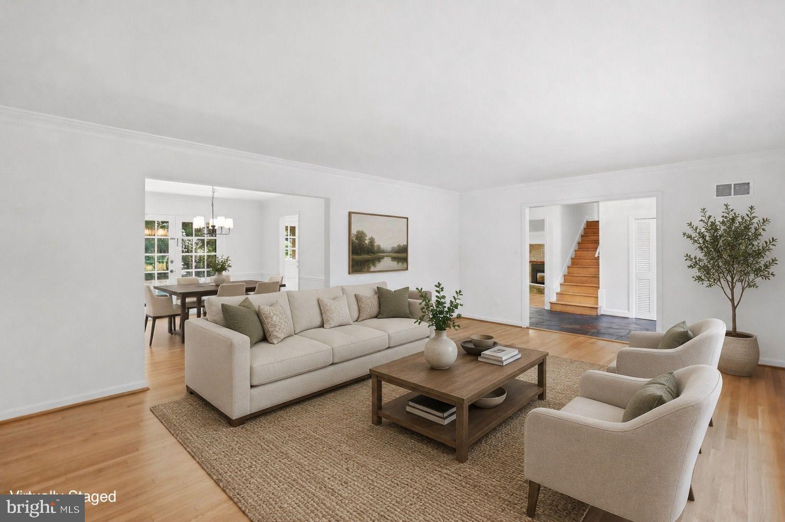 7616 Carteret Road Bethesda, MD 20817 - Photo 5 of 32 Living Room