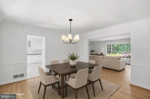 $1,175,000 | 7616 Carteret Road, Bethesda, MD 20817