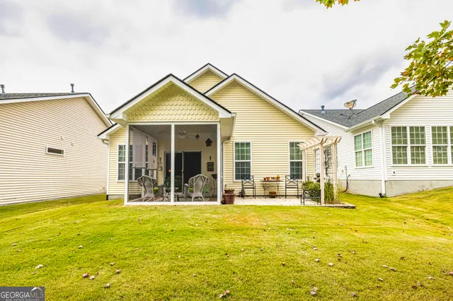 $354,900 | 20 Hampshire Lane, Newnan, GA 30265