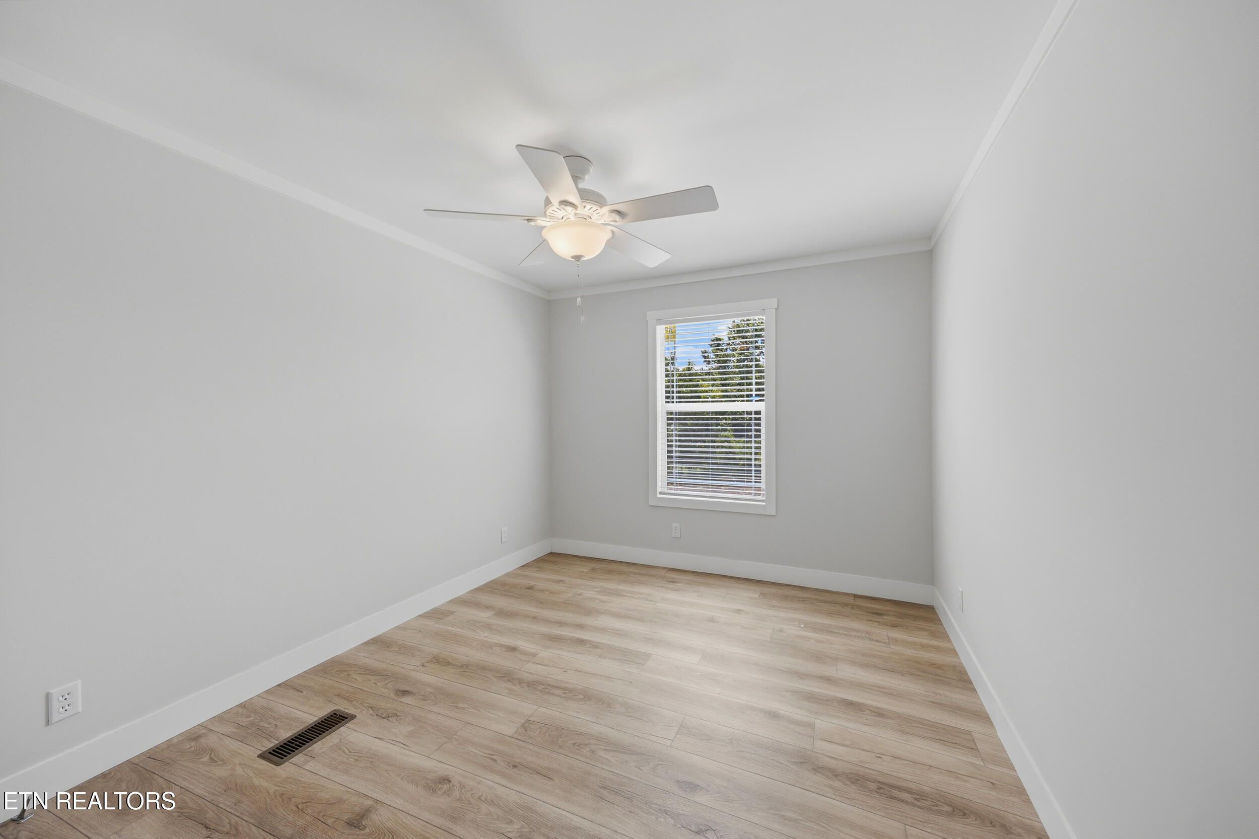 160 Copenhaver Road Lenoir City, TN 37771 - Photo 15 of 25 Bedroom-2