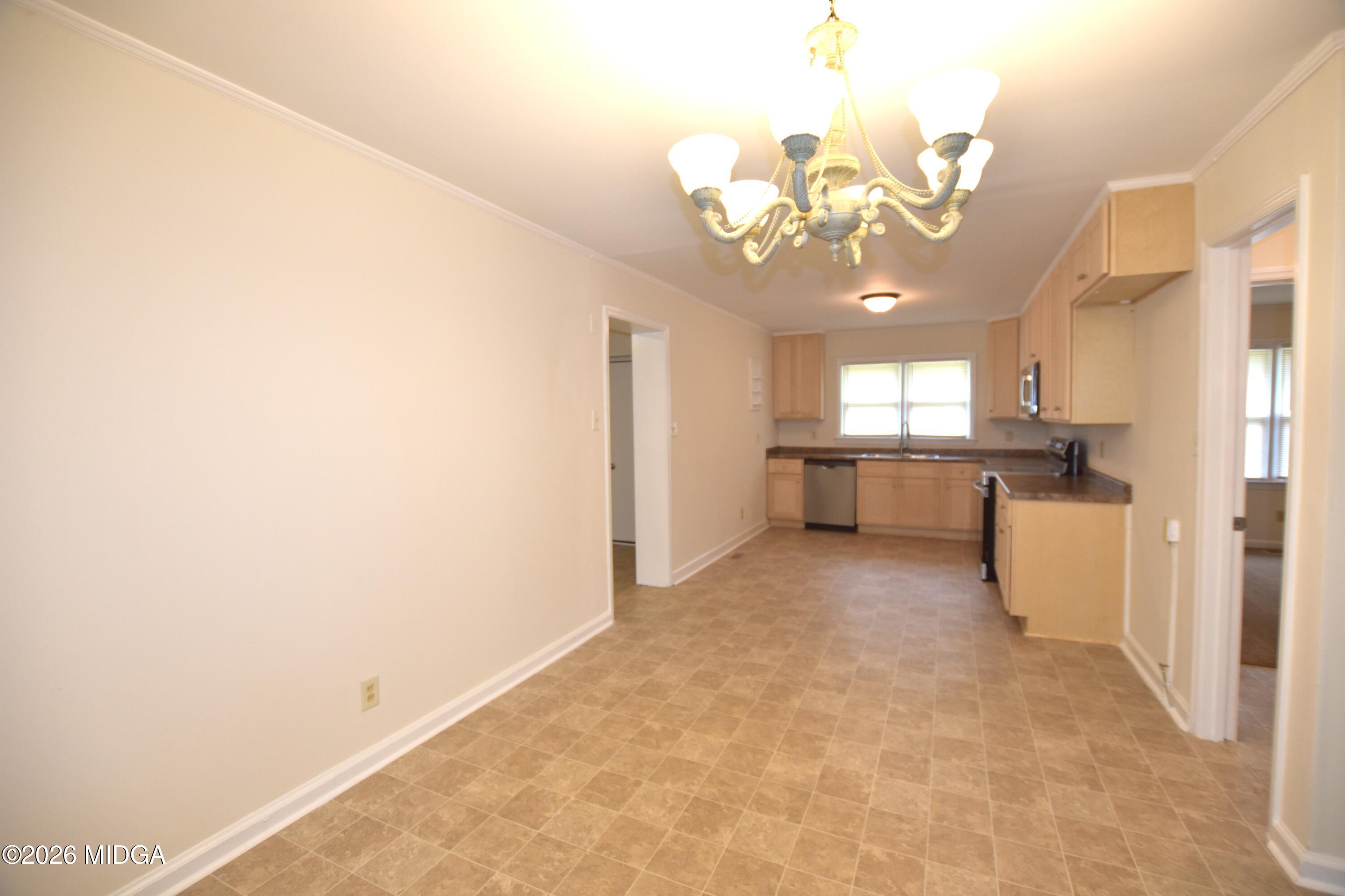 2878 Riverview Road Macon, GA 31204 - Photo 11 of 29 DSC_0644