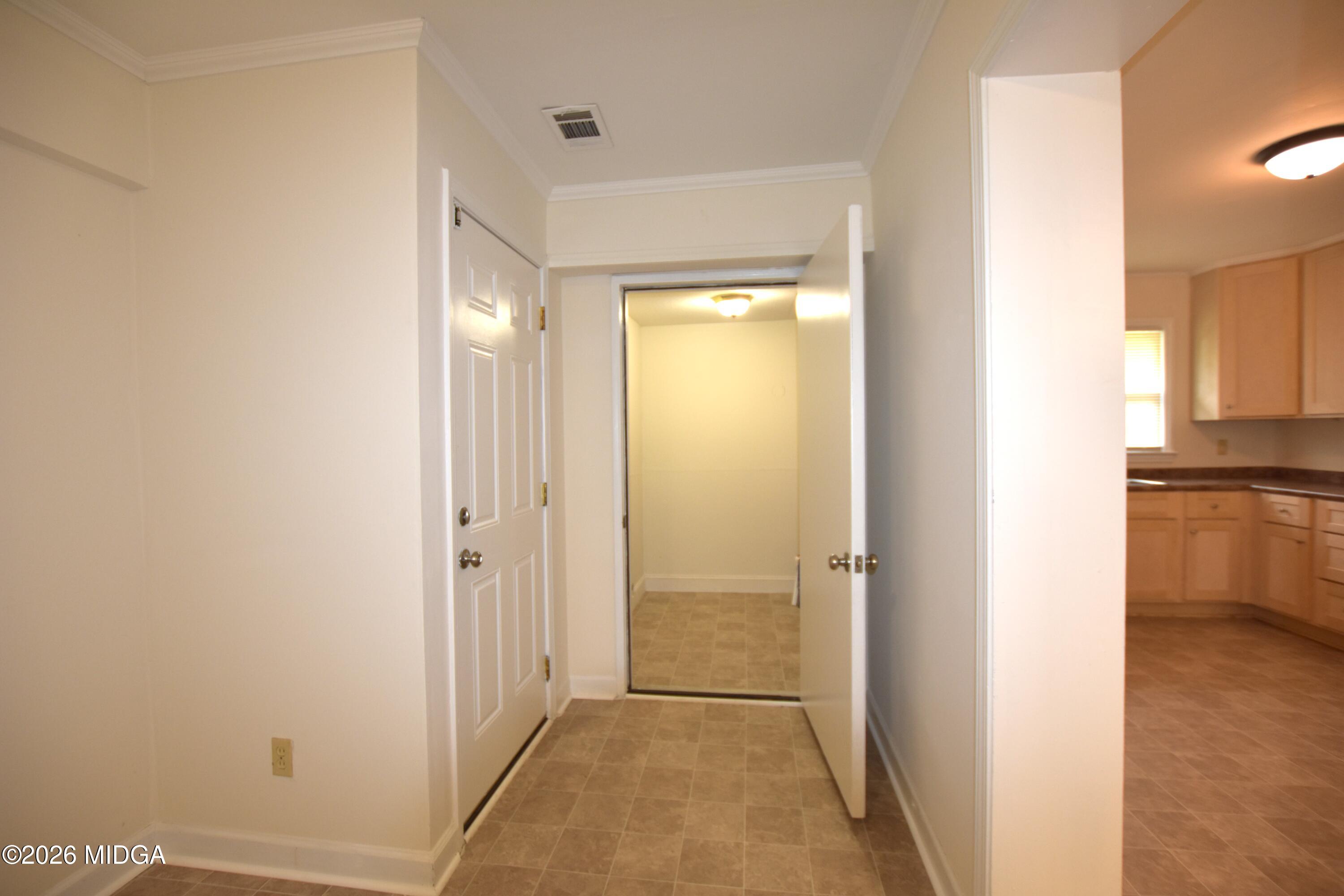 2878 Riverview Road Macon, GA 31204 - Photo 18 of 29 DSC_0653