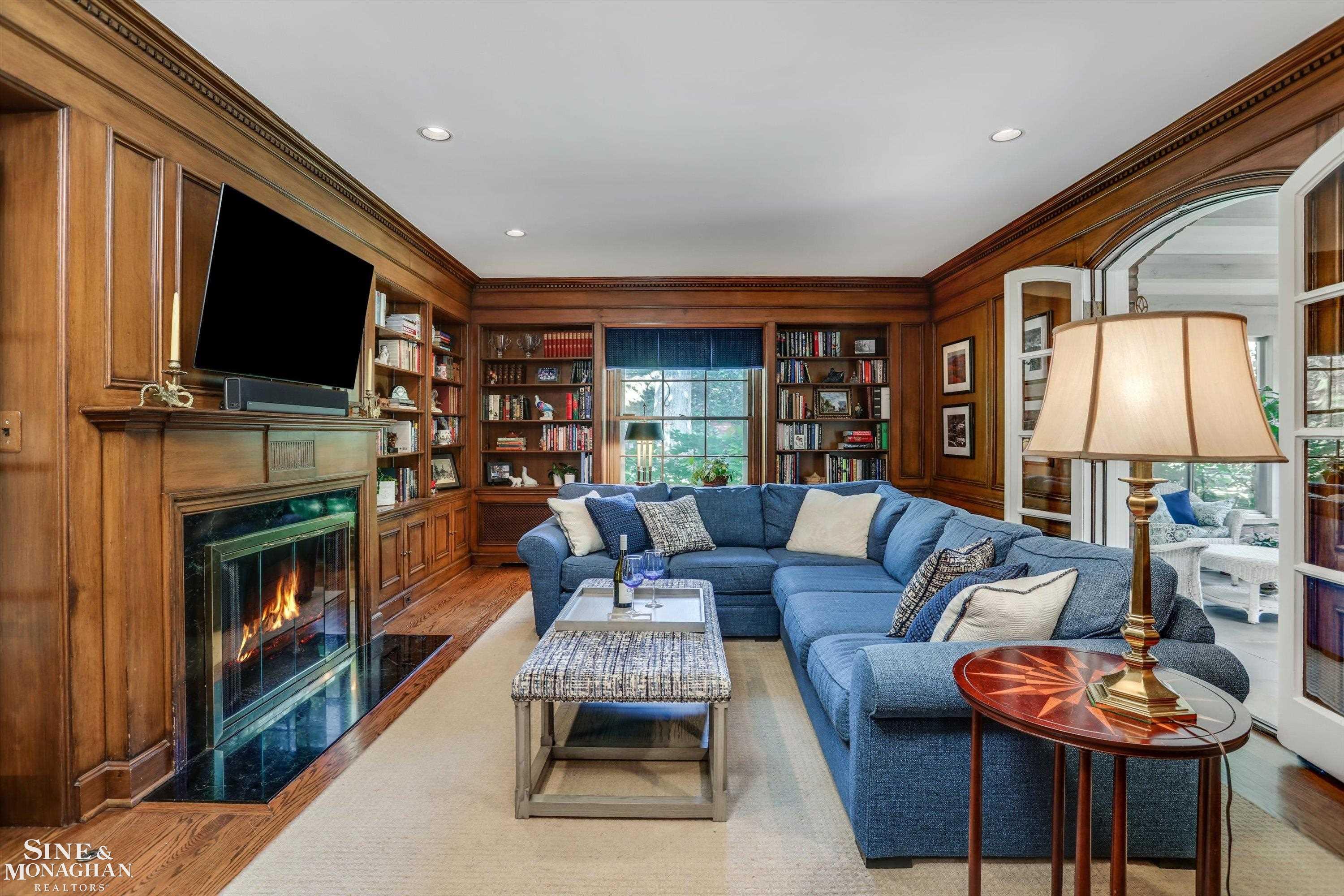 78 Vendome Road Grosse Pointe, MI 48236 - Photo 15 of 74 50155888-fc6142b8-72c5-4a46-a034-7818b32d9b81.JPG