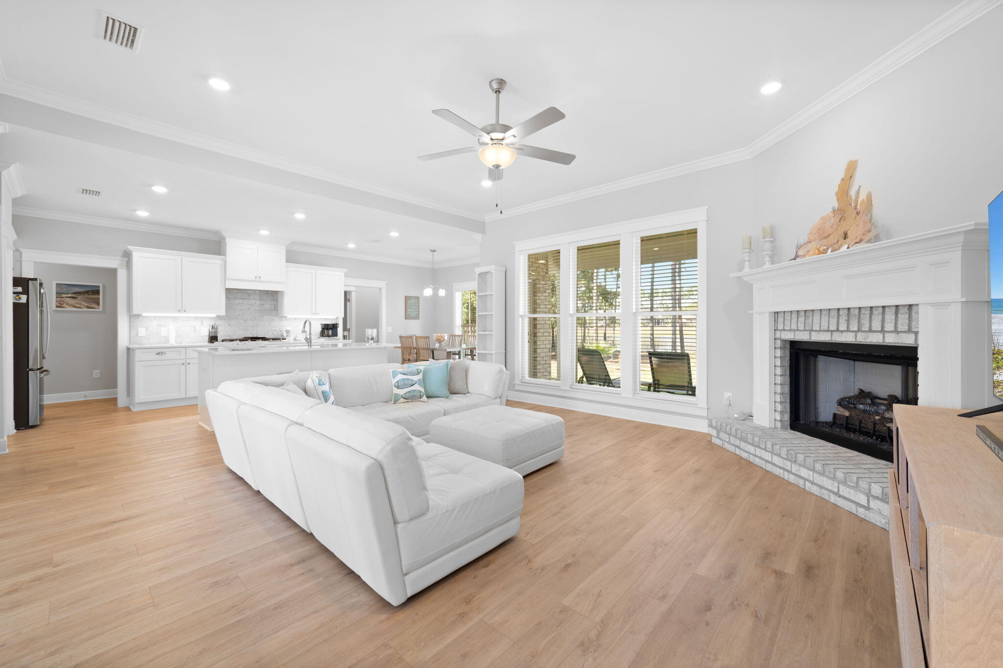 142 Mill Pond Cove Freeport, FL 32439 - Photo 14 of 109 12-web-or-mls-DSC09056