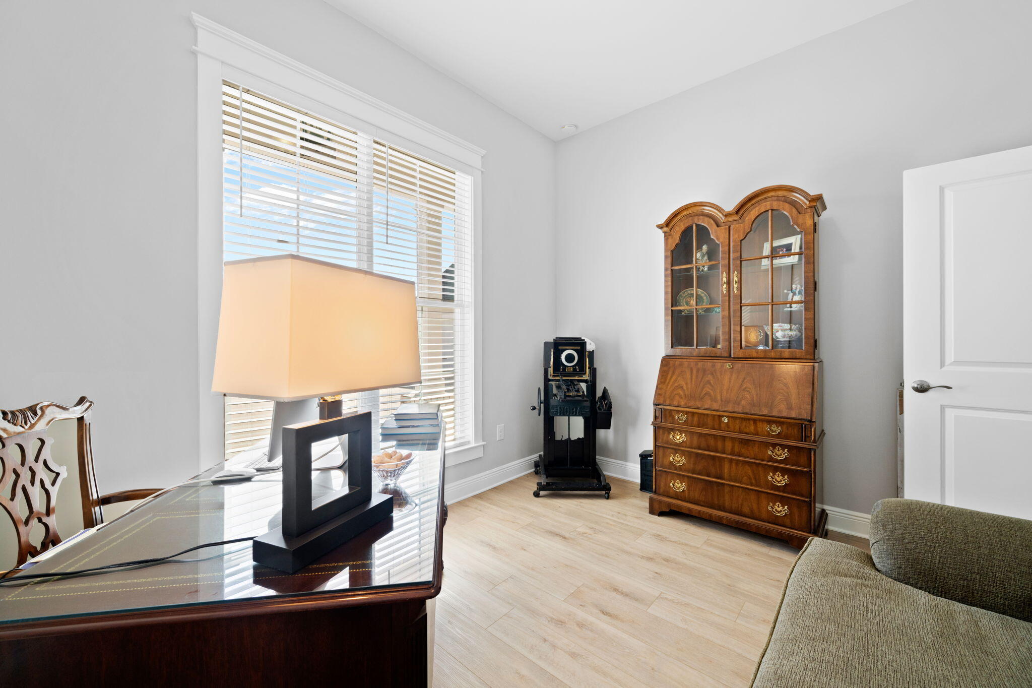 142 Mill Pond Cove Freeport, FL 32439 - Photo 33 of 109 a view of room with furniture and a window