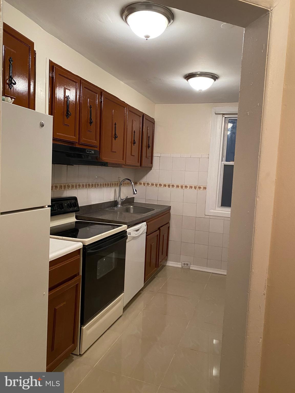 108 North State Road Upper Darby, PA 19082 - Photo 9 of 27