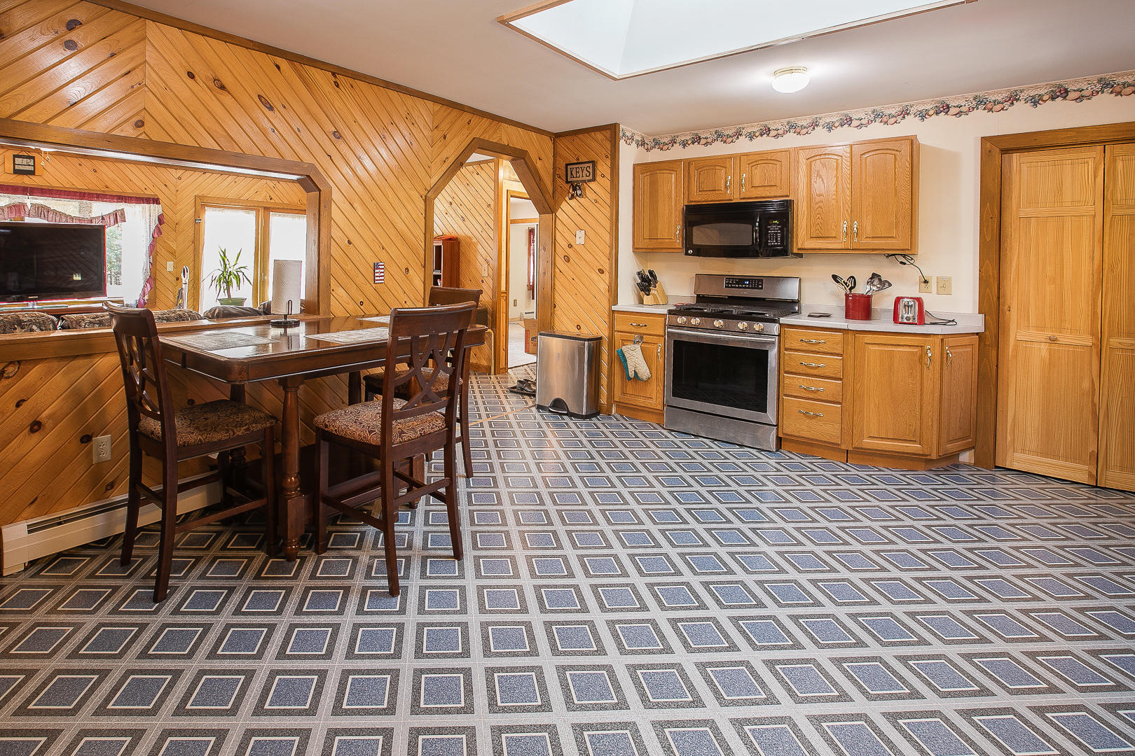 26 Boston Road Winterport, ME 04496 - Photo 11 of 41 kitchen4-2