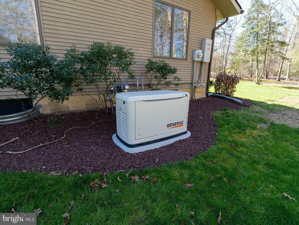 988 Laurel Lane Elmer, NJ 08318 - Photo 12 of 39