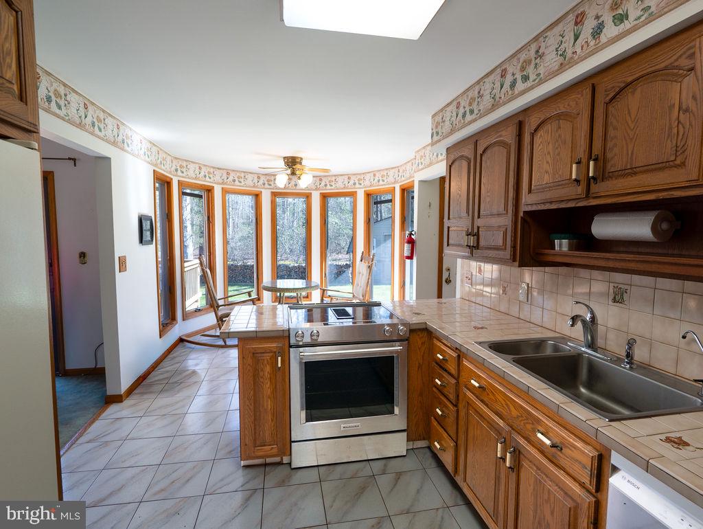 988 Laurel Lane Elmer, NJ 08318 - Photo 17 of 39