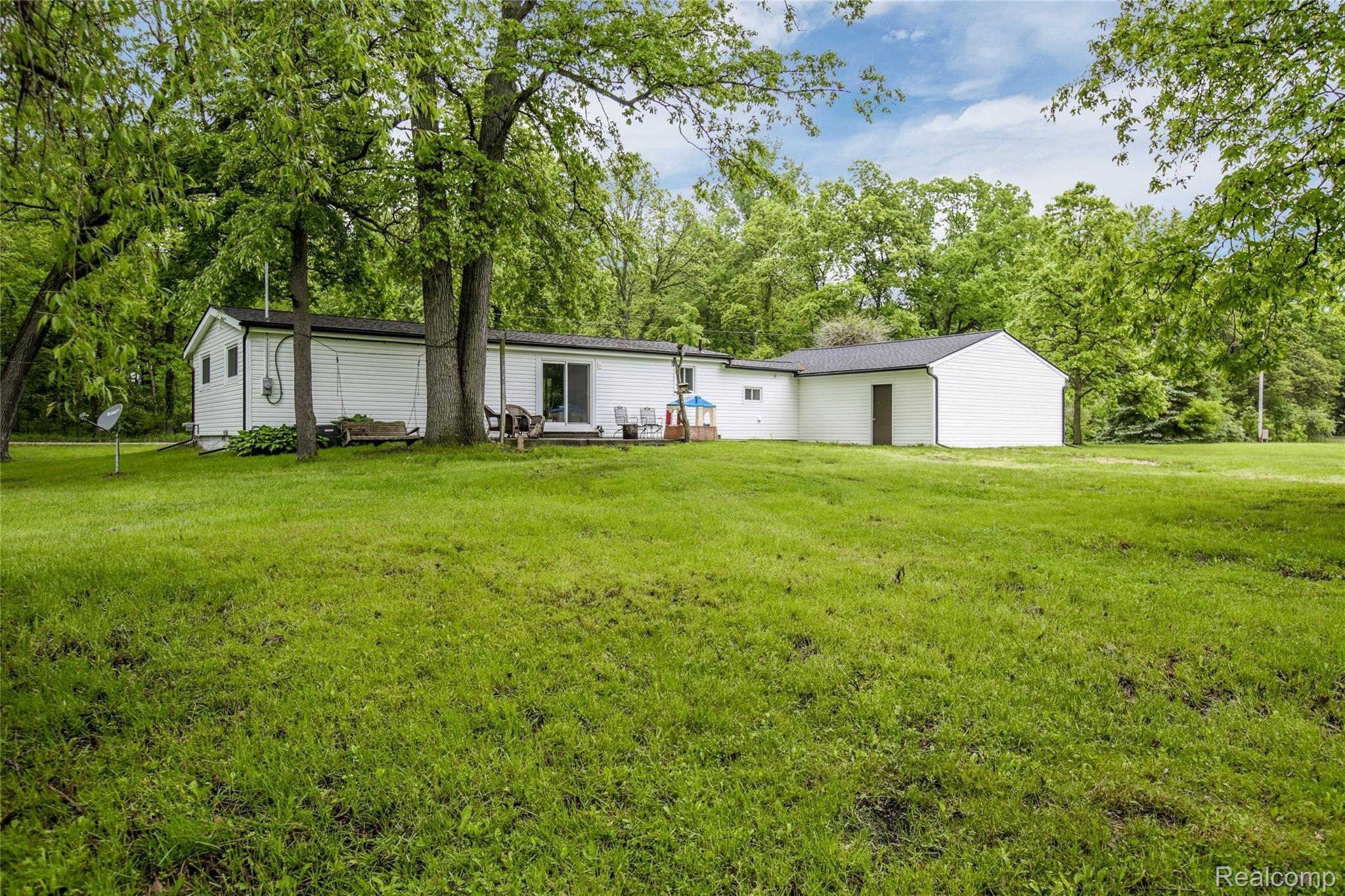 385 Jennings Road Whitmore Lake, MI 48189 - Photo 14 of 23 385 Jennings Rd Whitmore Lake-print-020-20-385 Jennings Rd00020-4200x2800-300dpi.jpg