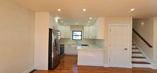 $619,900 | 31 Niagara Street, Fall River, MA 02721