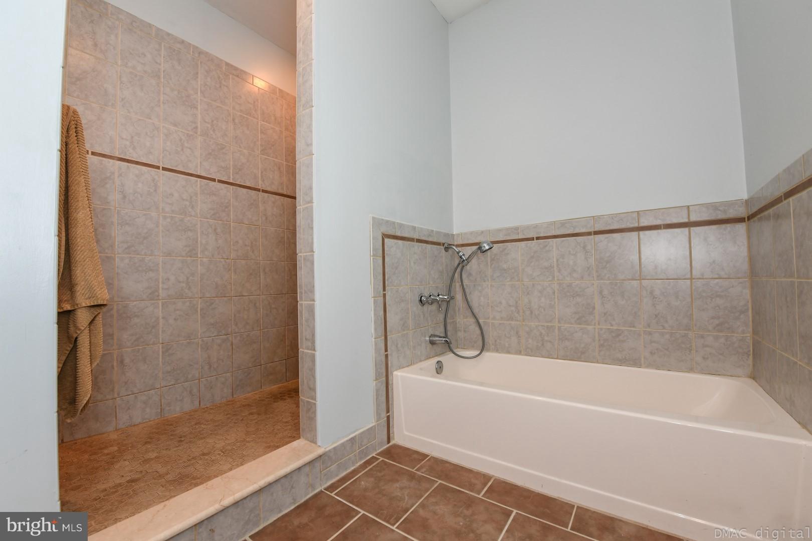 11219 Putman Road Thurmont, MD 21788 - Photo 21 of 30 No door required on the large Master Shower