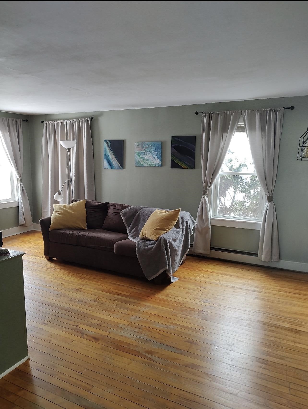 60 Circular Avenue Wallingford, VT 05773 - Photo 11 of 39