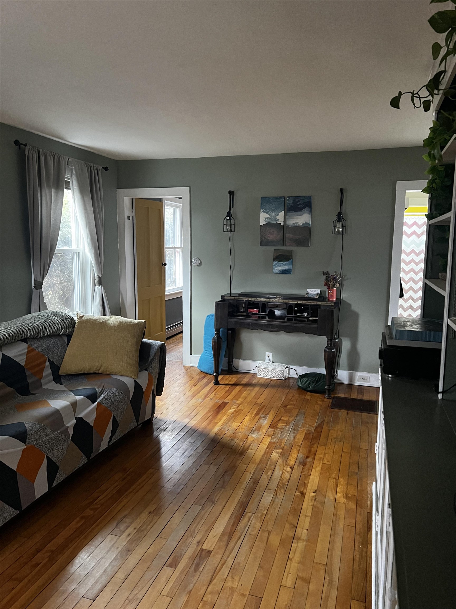 60 Circular Avenue Wallingford, VT 05773 - Photo 14 of 39