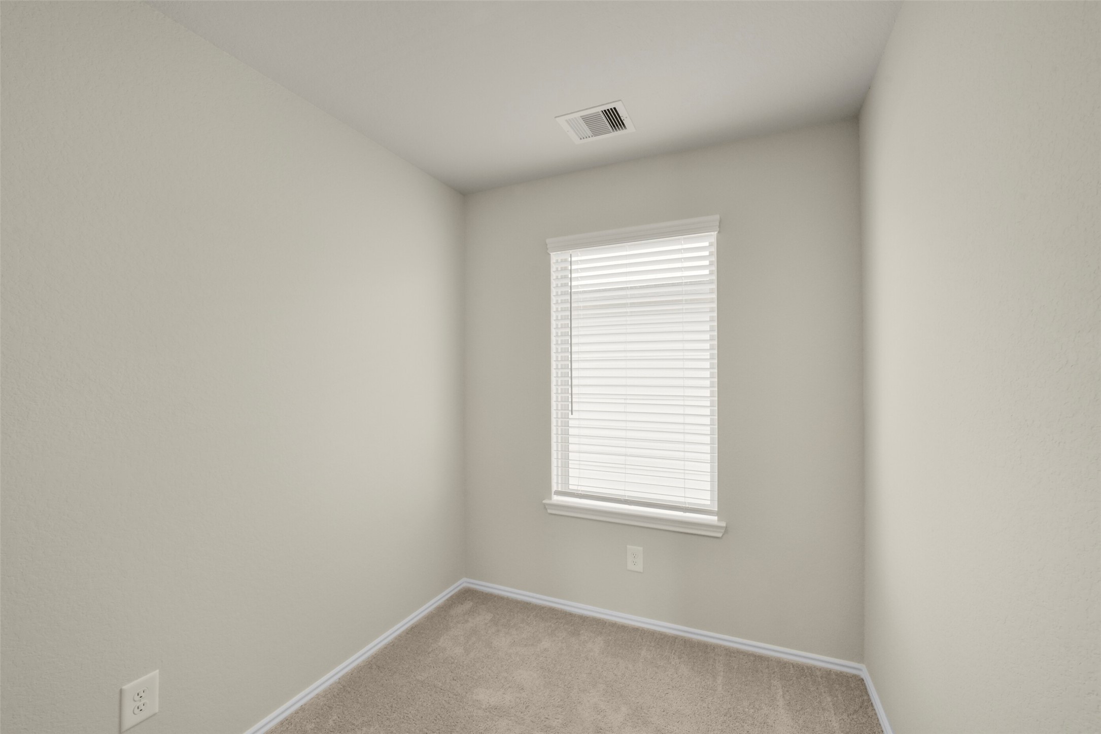 21610 Desert Lilly Road Waller, TX 77484 - Photo 21 of 36 Great study or reading nook at the top of the stairs.