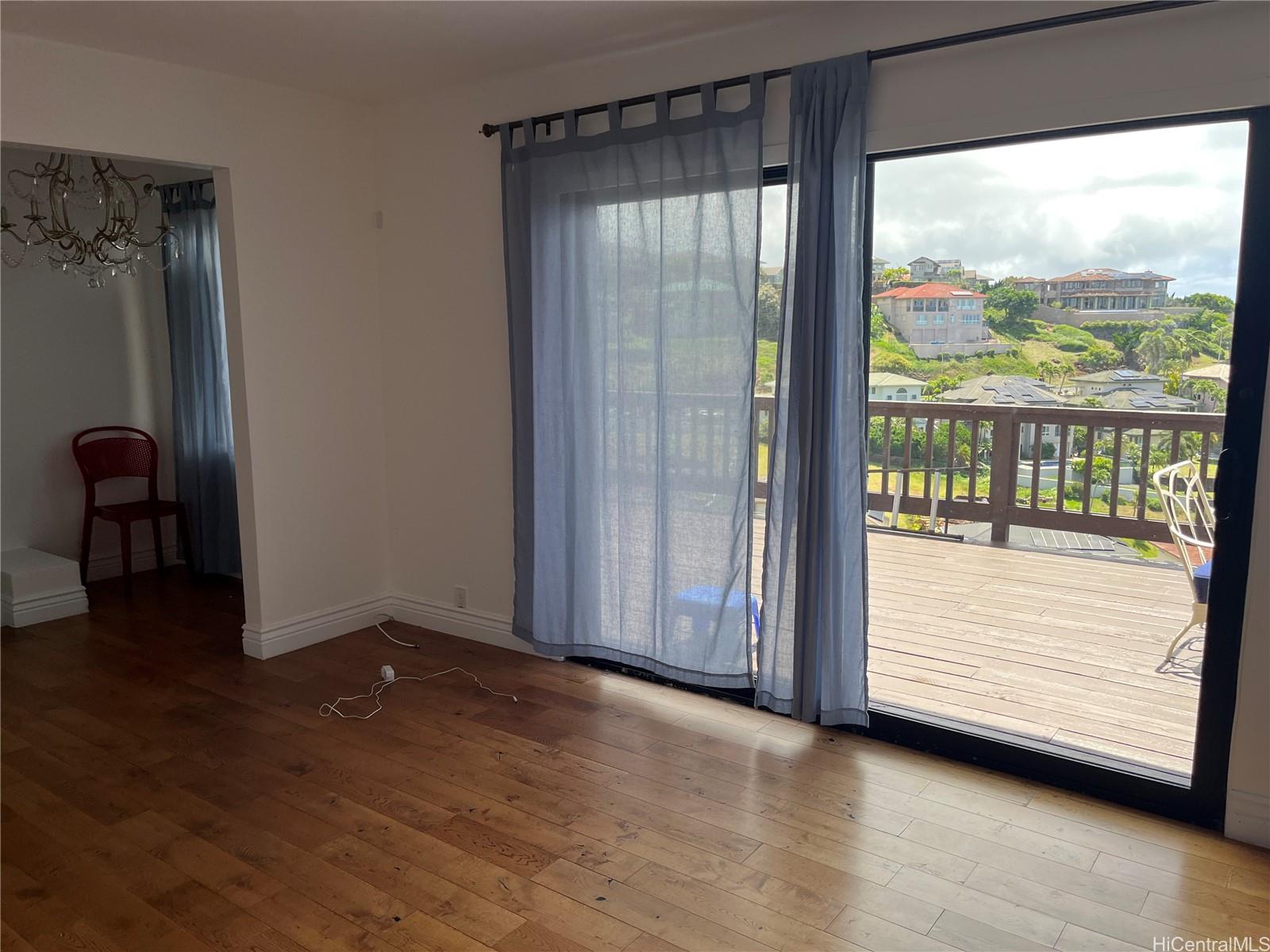 2067 Omea Place Honolulu, HI 96821 - Photo 5 of 9 a view of an empty room with a window