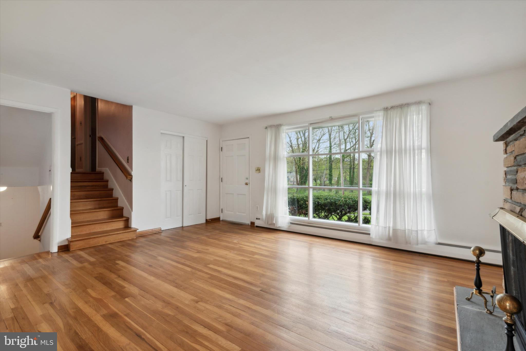 23 Cedar Grove Road Conshohocken, PA 19428 - Photo 6 of 35