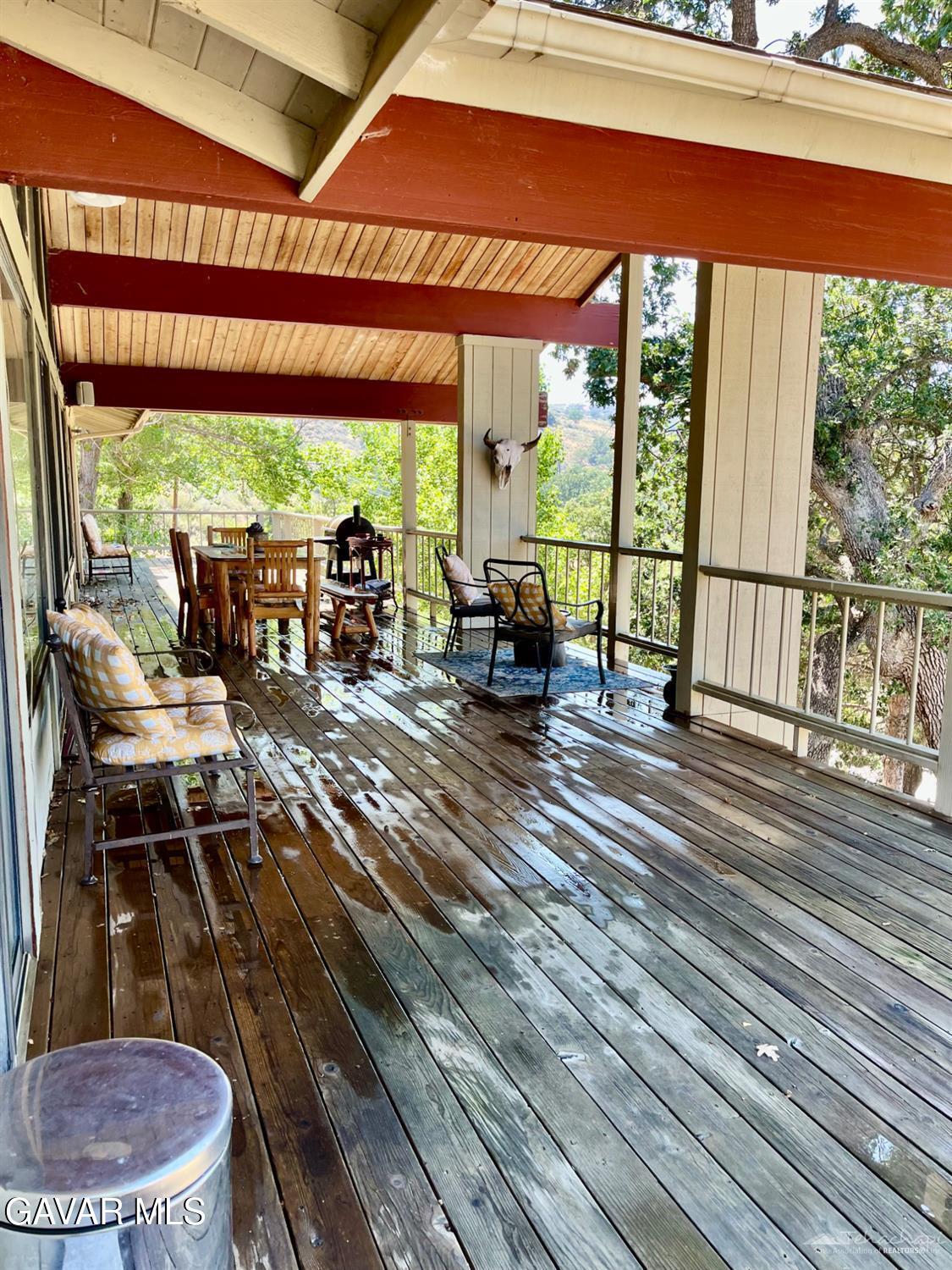 29901 Skyline Drive Tehachapi, CA 93561 - Photo 26 of 45 front deck sky