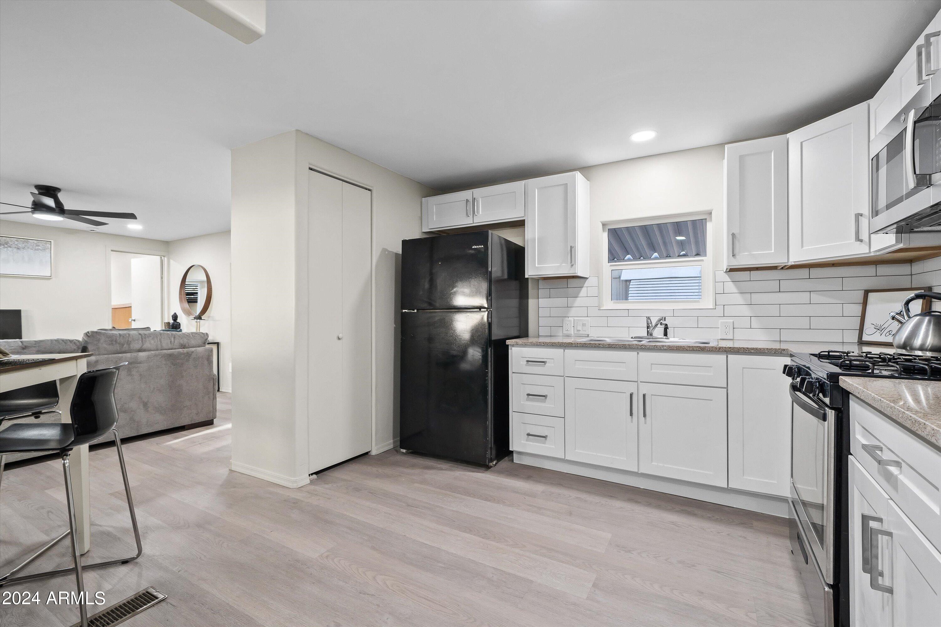 4100 North Romero Road, Unit 165 Tucson, AZ 85705 - Photo 8 of 21 12-Kitchen