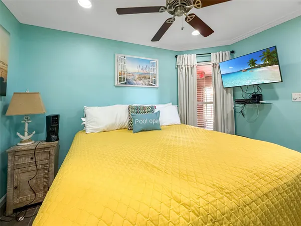 $1,350 | 9520 Seawall Boulevard, Unit 329, Galveston, TX 77554