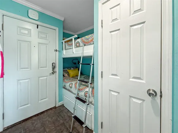 $1,350 | 9520 Seawall Boulevard, Unit 329, Galveston, TX 77554