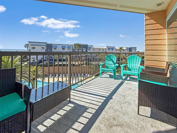$1,350 | 9520 Seawall Boulevard, Unit 329, Galveston, TX 77554