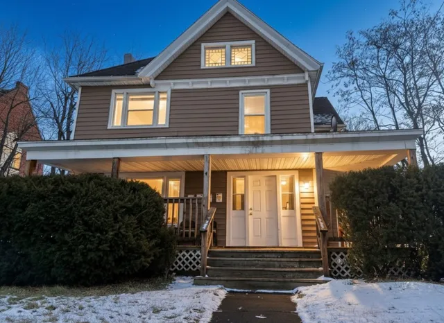 $1,200 | 274 Chenango Street, Unit 1, Binghamton, NY 13901