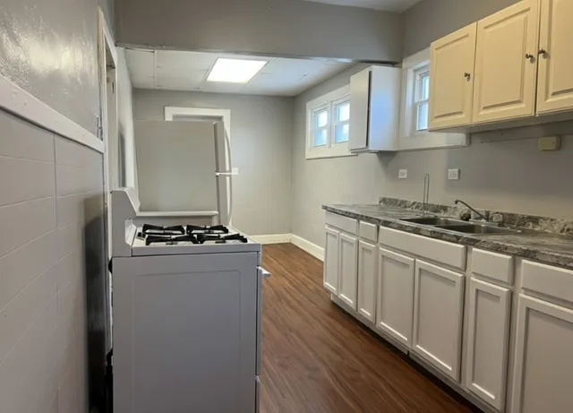 $1,200 | 274 Chenango Street, Unit 1, Binghamton, NY 13901