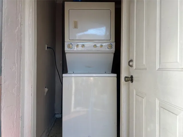 $1,200 | 274 Chenango Street, Unit 1, Binghamton, NY 13901