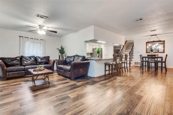 $430,000 | 606 Quiram Lane, Kemp, TX 75143