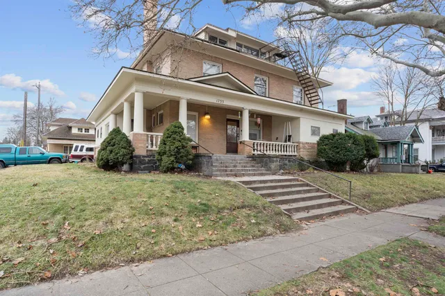 $900,000 | 1733 West Tenth Avenue, Spokane, WA 99204