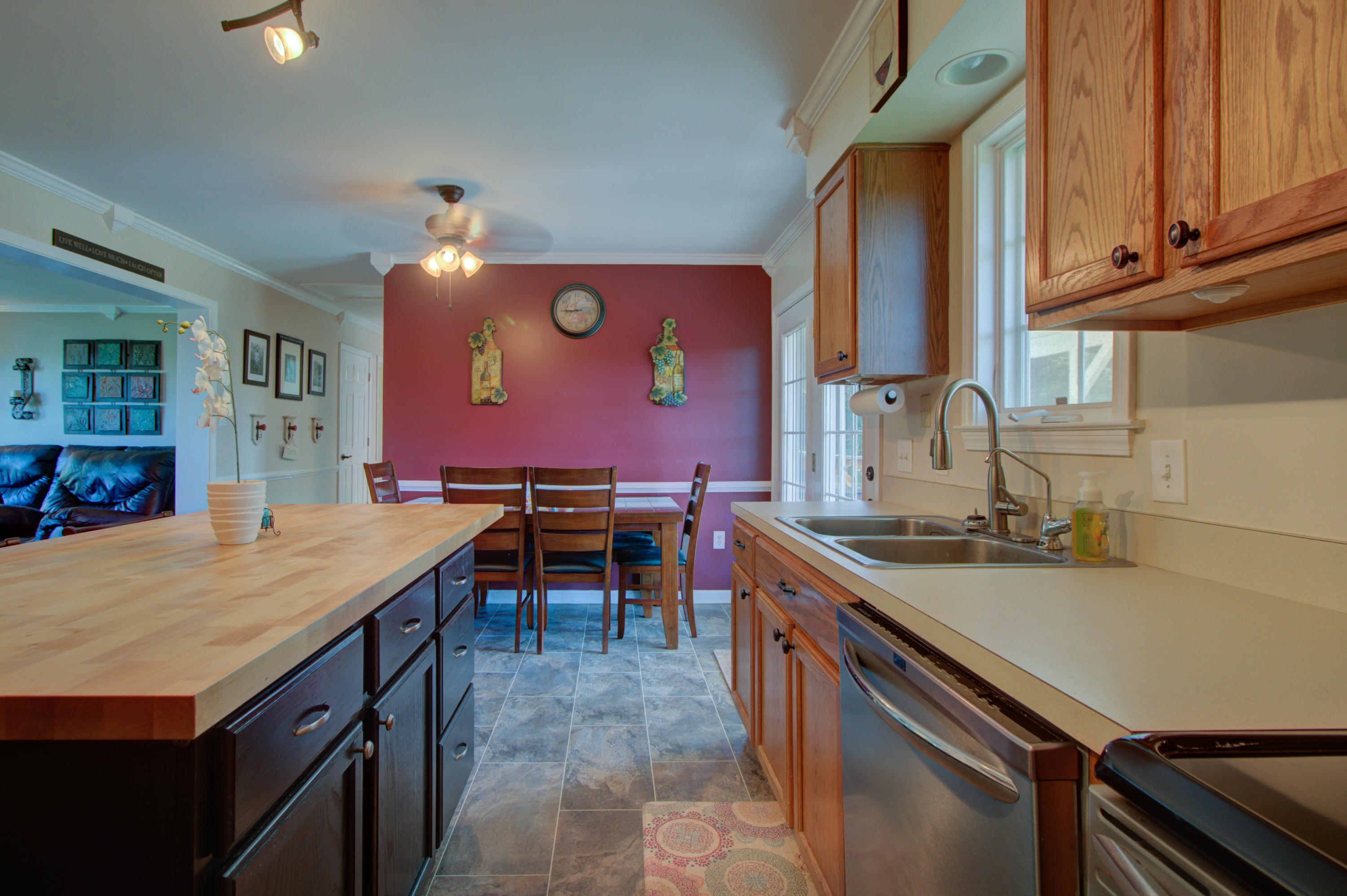 6097 White House Road Moneta, VA 24121 - Photo 11 of 35 _MG_6606_07_08_09_10