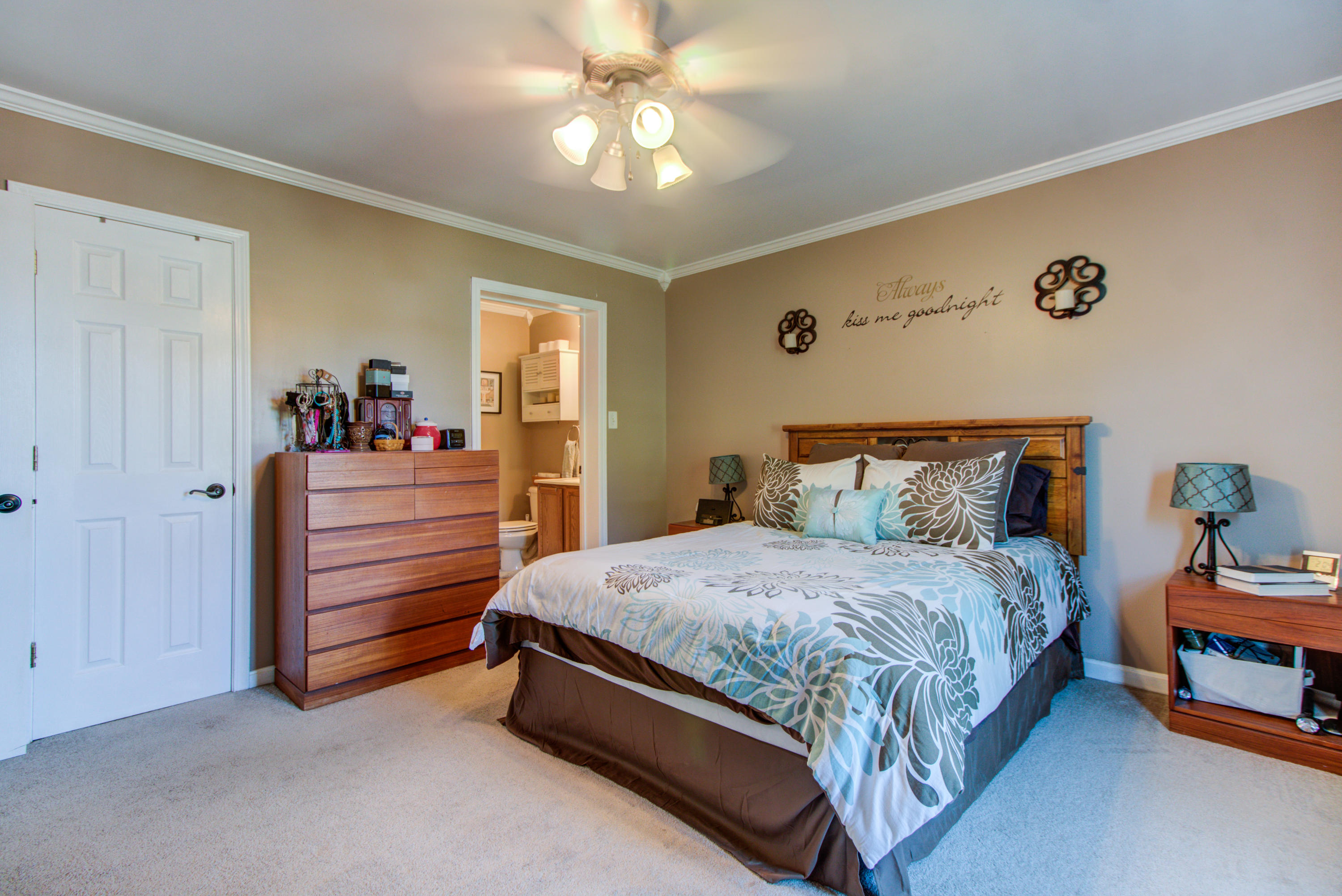 6097 White House Road Moneta, VA 24121 - Photo 17 of 35 _MG_6686_87_88_89_90