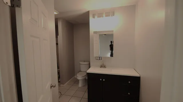 $3,250 | 29 High Street, Unit B, Derry, NH 03038