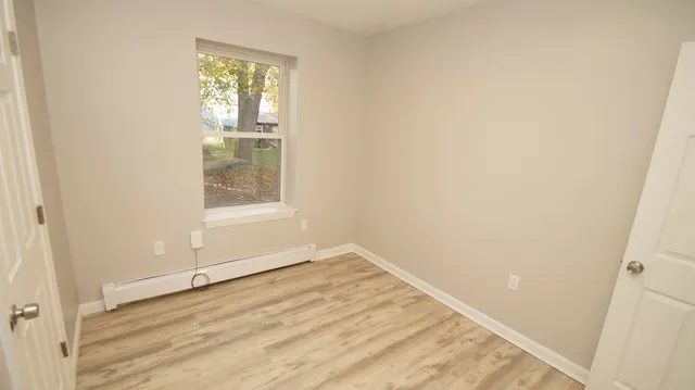 $3,250 | 29 High Street, Unit B, Derry, NH 03038