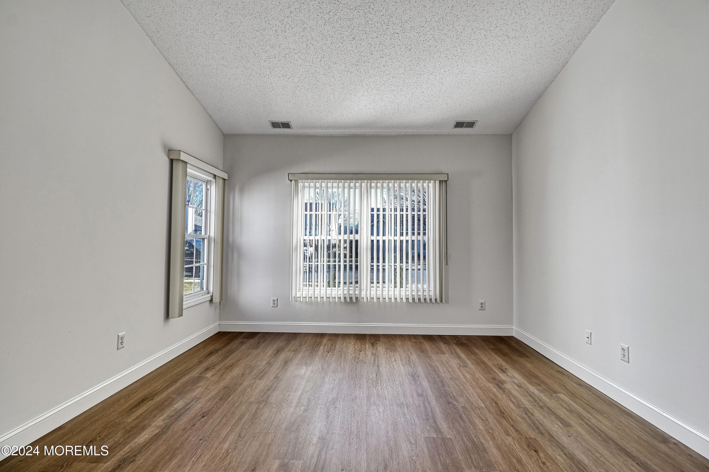 126 Riva Boulevard Brick, NJ 08723 - Photo 24 of 46 37rivablvd126