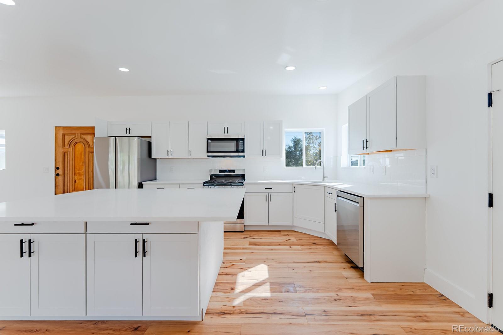 8055 Simms Street Arvada, CO 80005 - Photo 6 of 40