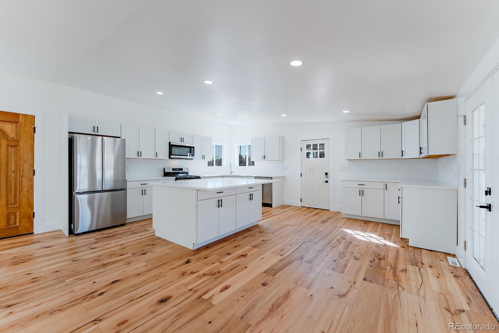 8055 Simms Street Arvada, CO 80005 - Photo 7 of 40