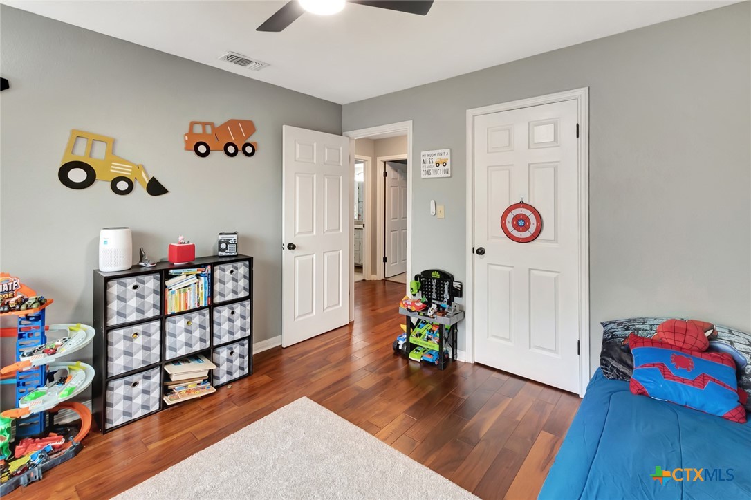 101 Kemble Street Victoria, TX 77904 - Photo 17 of 34 a view of a livingroom with toys