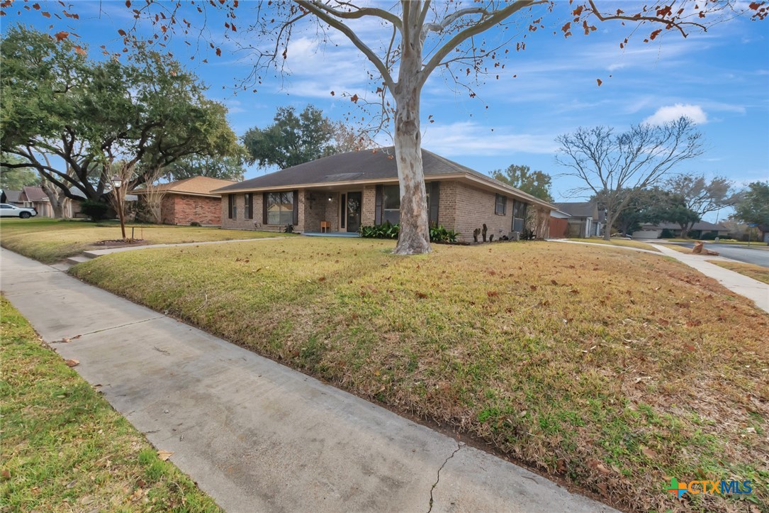 101 Kemble Street Victoria, TX 77904 - Photo 30 of 34 front view of a house with a yard