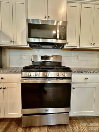 $2,300 | 8116 Ramsburg Drive, Charlotte, NC 28269