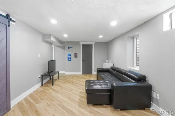 $289,000 | 3024 Caroline Street, St. Louis, MO 63104