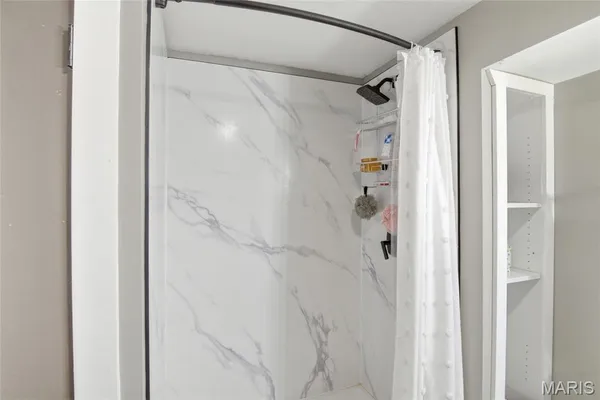 $289,000 | 3024 Caroline Street, St. Louis, MO 63104