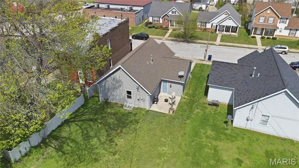 $289,000 | 3024 Caroline Street, St. Louis, MO 63104