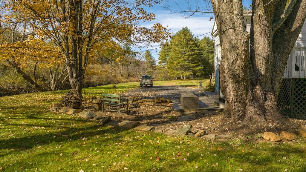 4900 Dugspur Road Dugspur, VA 24325 - Photo 28 of 86 Gallery Image 28