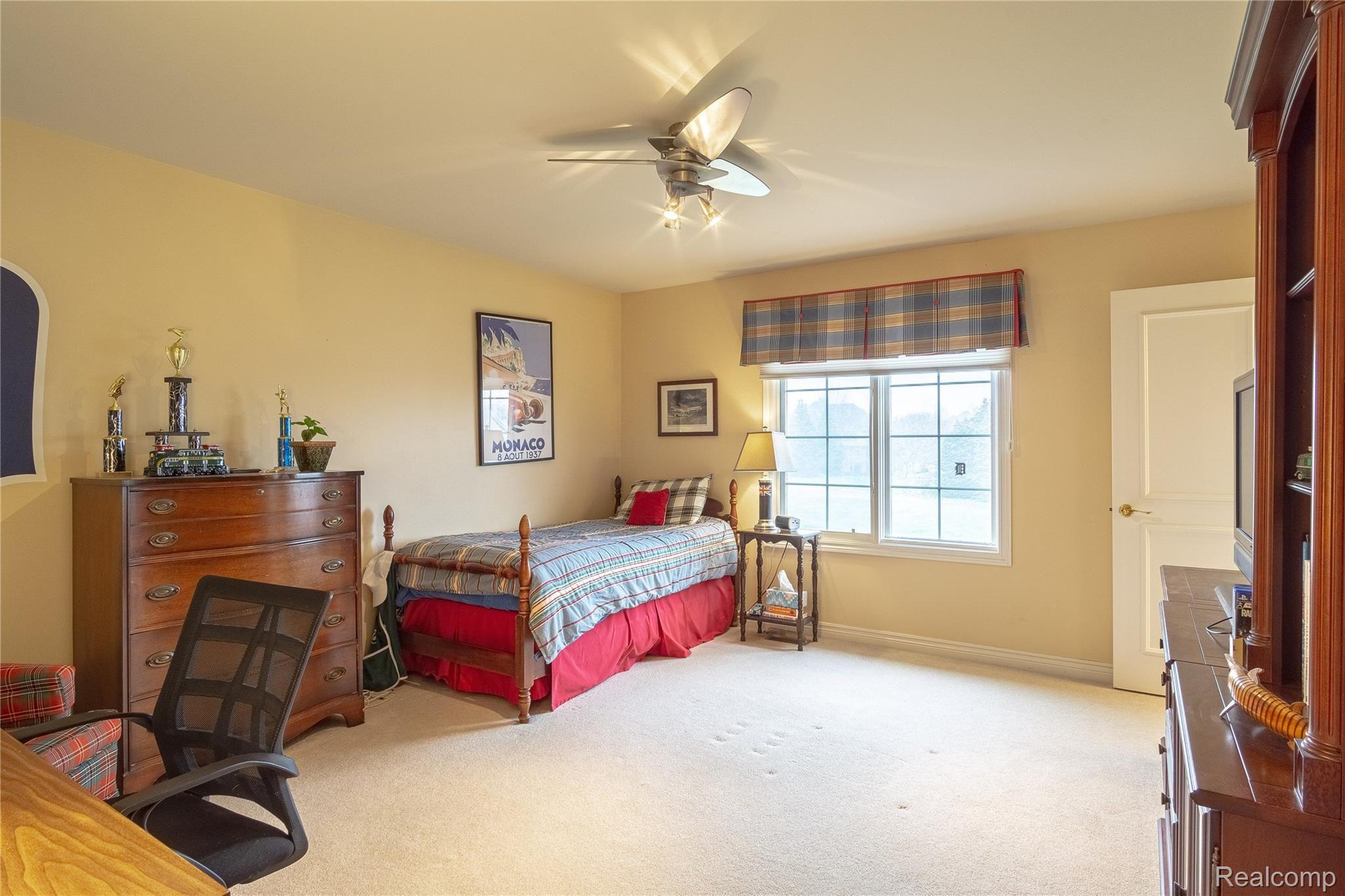 2664 Murfield Court Rochester, MI 48306 - Photo 65 of 99 Interiors (47 of 89).jpg