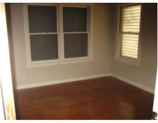 3929 Cott Street Corpus Christi, TX 78411 - Photo 8 of 10 a view of an empty room with a window