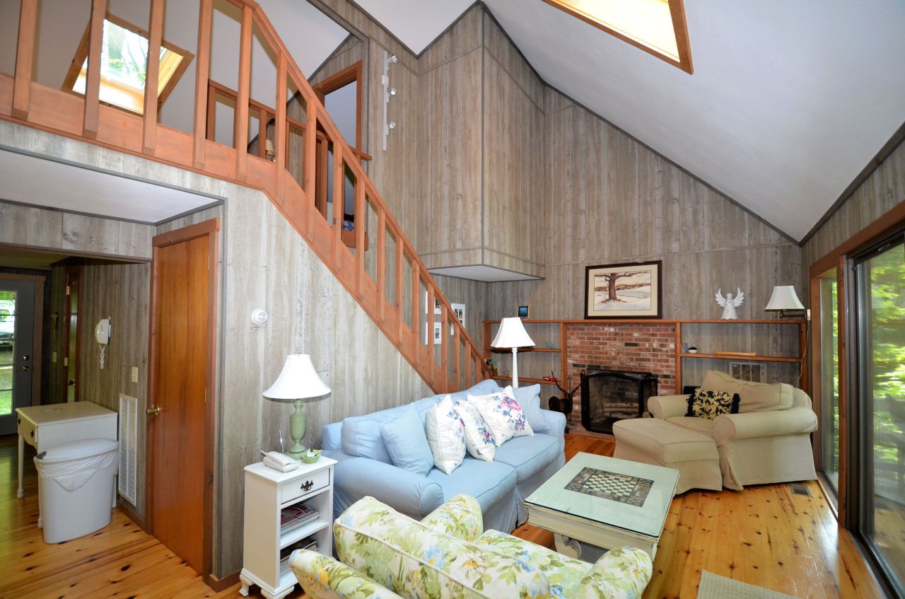 64 Woodchuck Hollow Road Tolland, MA 01034 - Photo 11 of 26 Living