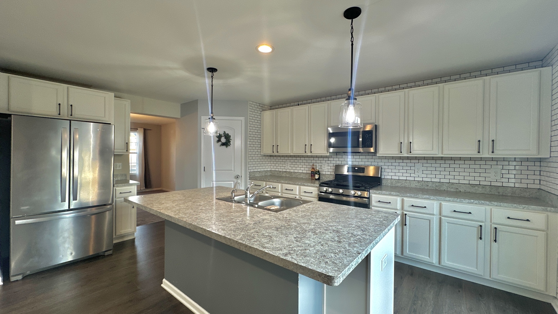 1931 Wren Road Yorkville, IL 60560 - Photo 2 of 20